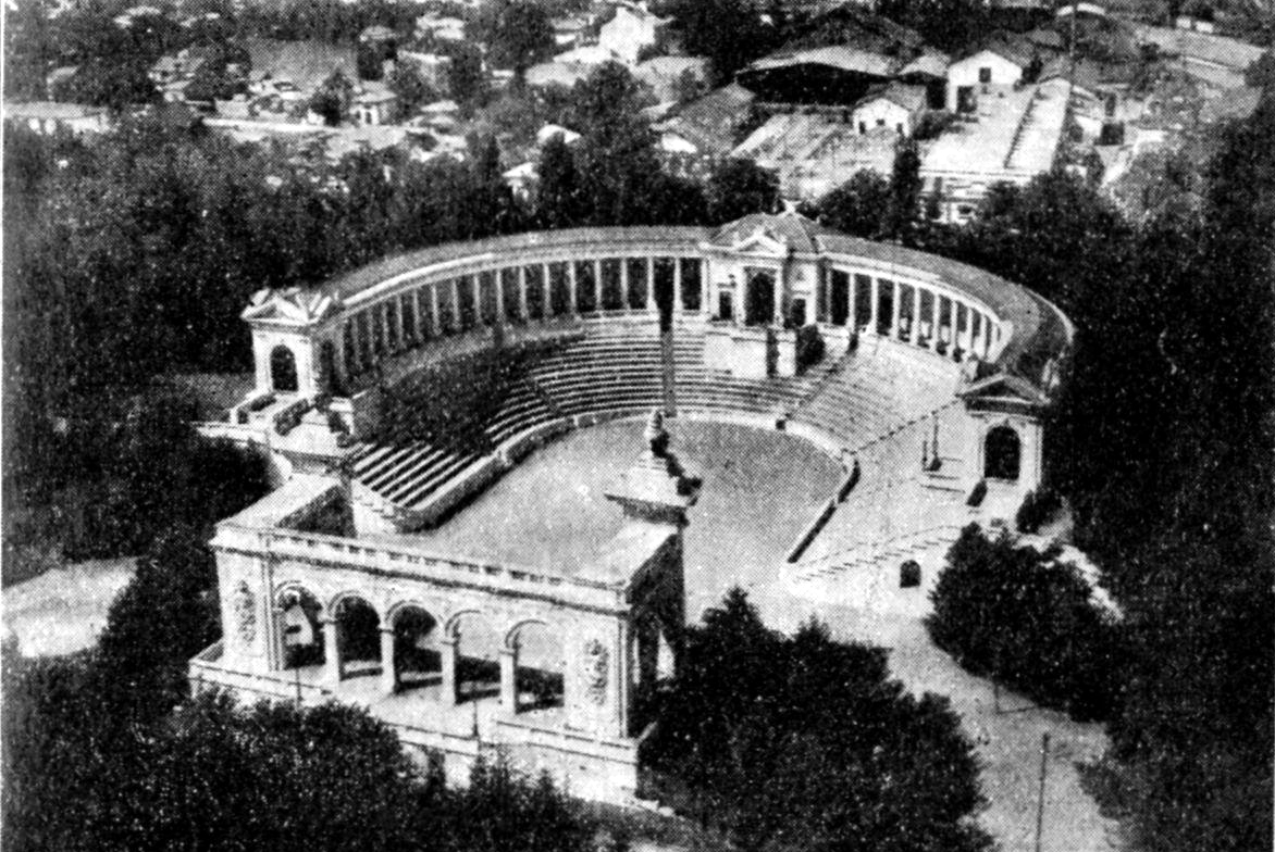 Trapperul Ian, reținut de Poliție, după ce a urinat pe scena de la Arenele Romane din Capitală